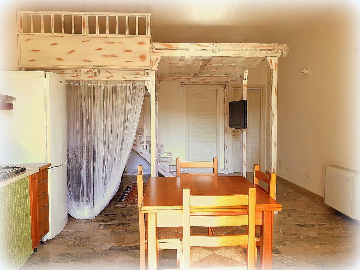 דירות פומזיה Casa Magnolia מראה חיצוני תמונה