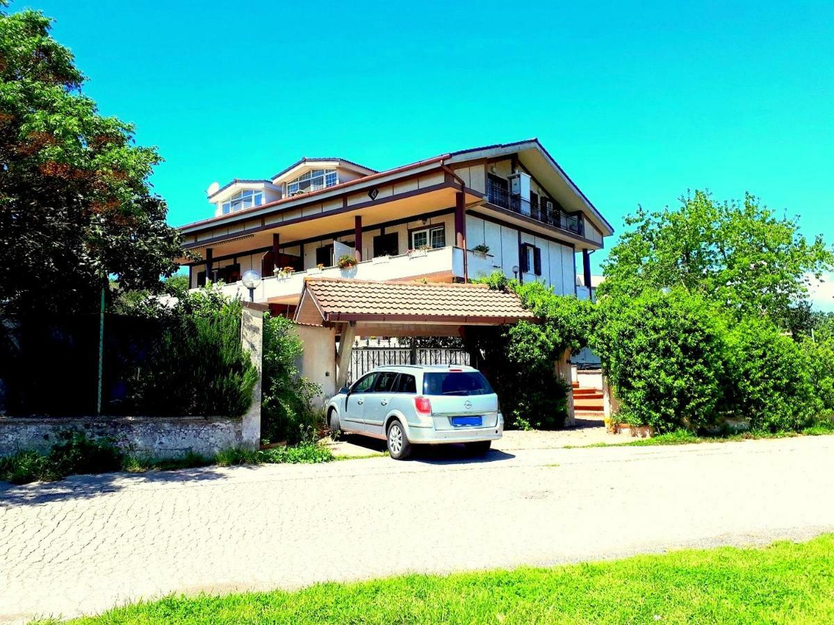 דירות פומזיה Casa Magnolia מראה חיצוני תמונה